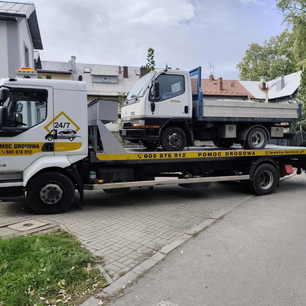 Laweta pojazdu firmowego w Tarnowie – pomoc drogowa