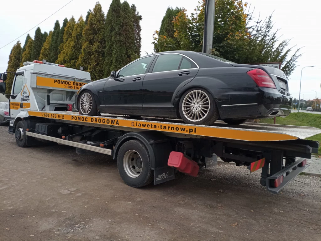 laweta samochodów osobowych Tarnów – transport auta osobowego na lawecie